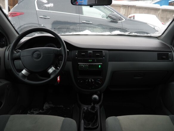 2015 Daewoo Gentra II, серебристый - вид 8