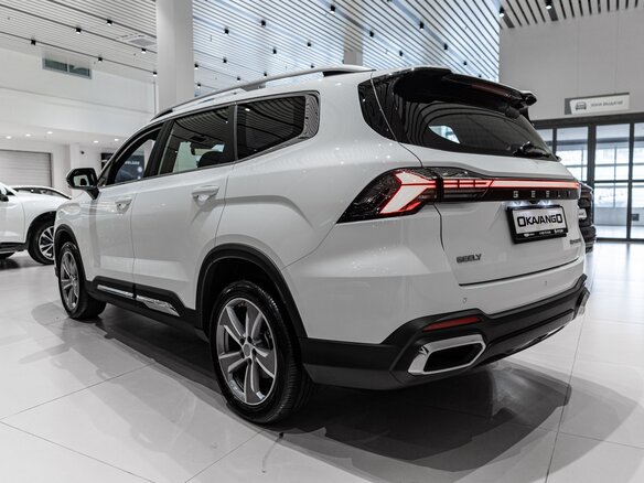 2026 Geely Okavango I Рестайлинг, белый, 4085990 рублей - вид 6