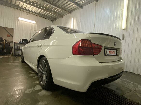 2011 BMW 3 серии 318i V (E90/E91/E92/E93) Рестайлинг, белый - вид 8