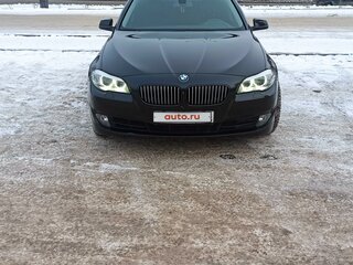 2013 BMW 5 серии 520i VI (F10/F11/F07), чёрный, 1970000 рублей, вид 3