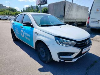 2023 Lada (ВАЗ) Vesta I Рестайлинг (NG), белый, 806000 рублей, вид 2