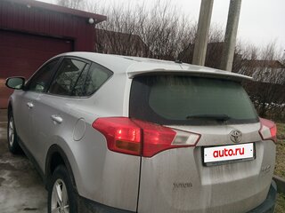 2013 Toyota RAV4 IV (XA40), серебристый, 2050000 рублей, вид 3