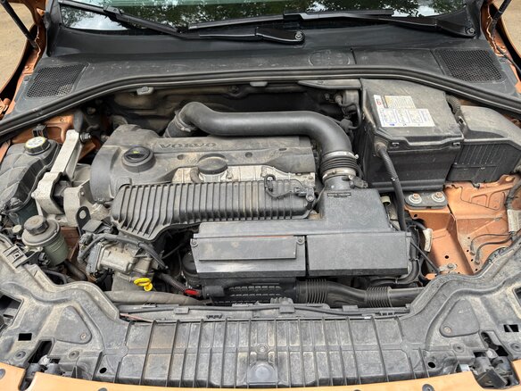 2013 Volvo S60 II Рестайлинг, оранжевый - вид 32