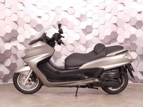 2005 Yamaha Majesty 400, серебристый, 259000 рублей, вид 4