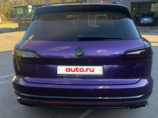 2020 Volkswagen Touareg III, фиолетовый, 5100000 рублей, вид 3