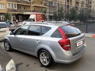 2011 Kia Ceed I Рестайлинг, серебристый, 760000 рублей, вид 2