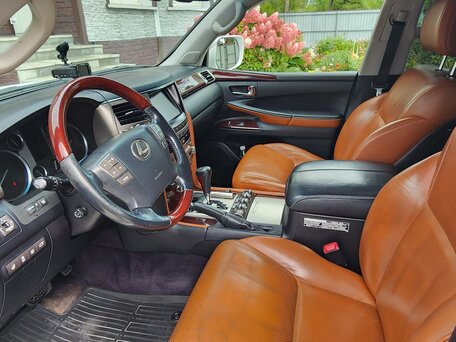 2012 Lexus LX 570 III Рестайлинг, белый, 3800000 рублей, вид 5