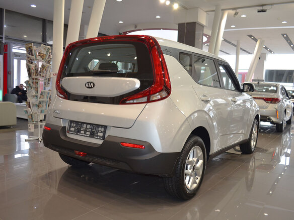 2021 Kia Soul III, серебристый - вид 5