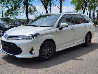 2019 Toyota Corolla Fielder XI (E160, E170) Рестайлинг 2, белый, 1600000 рублей, вид 2