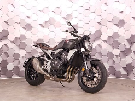2021 Honda CB 1000R, серый, 1095000 рублей, вид 1