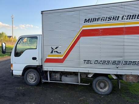 2001 Isuzu Elf (N-series), белый, 950000 рублей, вид 2