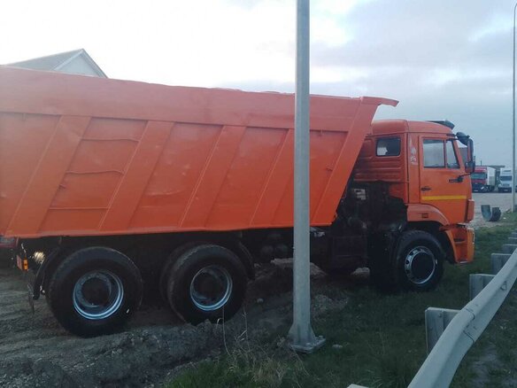 2013 КамАЗ 6520, оранжевый, 2200000 рублей - вид 5