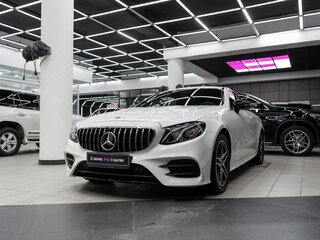 2020 Mercedes-Benz E-Класс 200 V (W213, S213, C238), белый, 5000000 рублей, вид 2