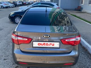 2014 Kia Rio 4-speed III, серый, 734000 рублей, вид 2
