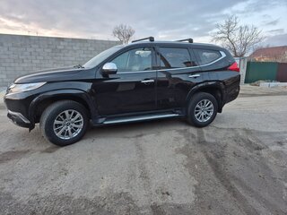 2018 Mitsubishi Pajero Sport III, чёрный, 2800000 рублей, вид 3