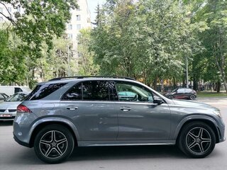 2020 Mercedes-Benz GLE 350 II (V167), серый, 5400000 рублей, вид 4