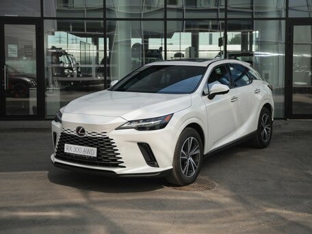 Lexus RX V