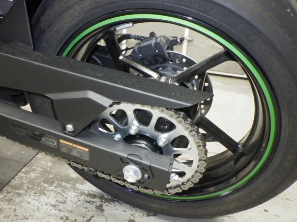 2024 Kawasaki ZX-7 Ninja, белый, 1300000 рублей - вид 10