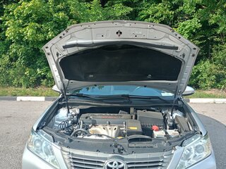 2014 Toyota Camry VII (XV50), серебристый, 1780000 рублей, вид 3