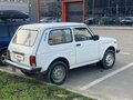 2004 Lada (ВАЗ) 2121 (4x4) I Рестайлинг, белый, 410000 рублей - вид 5