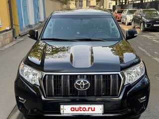 2021 Toyota Land Cruiser Prado 150 Series Рестайлинг 3, чёрный, 5800000 рублей, вид 3