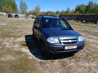2016 Chevrolet Niva I Рестайлинг, зелёный, 1499900 рублей, вид 2
