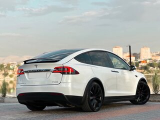 2018 Tesla Model X P100D I, белый, 4900000 рублей, вид 5