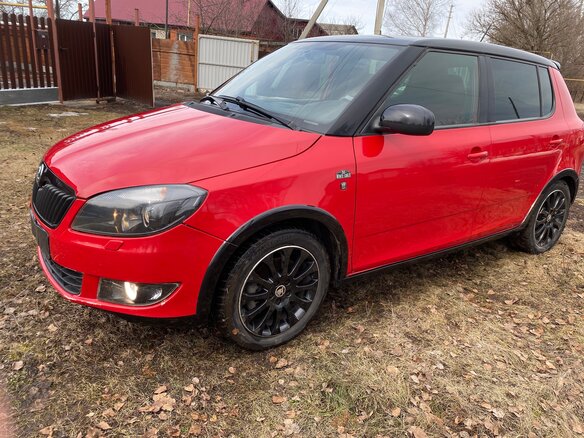 2013 Skoda Fabia II Рестайлинг, красный - вид 1
