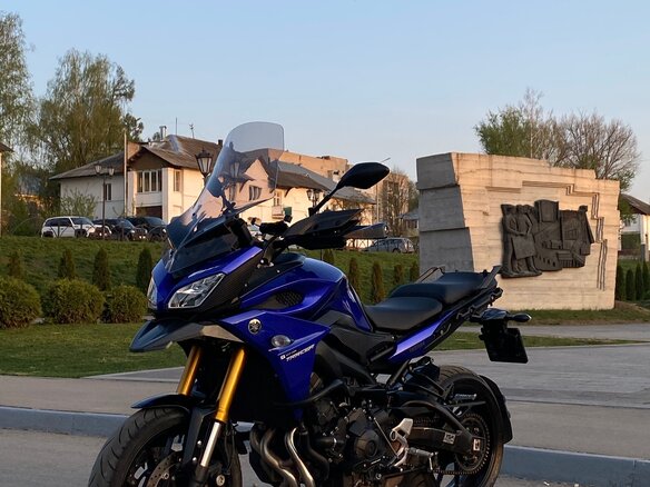 2016 Yamaha MT-09 Tracer (FJ-09), синий, 780000 рублей