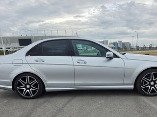 2013 Mercedes-Benz C-Класс 250 III (W204) Рестайлинг, серебристый, 1750000 рублей, вид 3