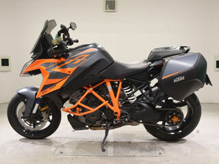 2022 KTM 1290 Super Duke GT, оранжевый, 1300000 рублей, вид 4