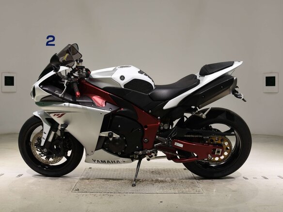 2009 Yamaha YZF-R1, белый, 760000 рублей - вид 7