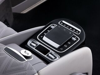 2025 Mercedes-Benz V-Класс Extra Long 300 d экстра длинный III (W447) Рестайлинг 2, чёрный, 30000000 рублей, вид 3