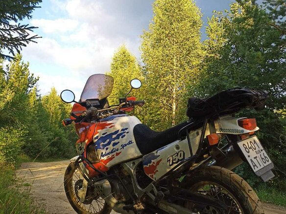 1995 Honda XRV 750 Africa Twin, белый, 490000 рублей - вид 7