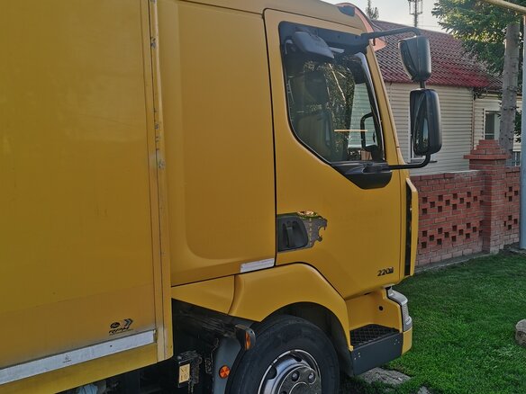 2007 Renault Midlum, жёлтый, 1485000 рублей - вид 17
