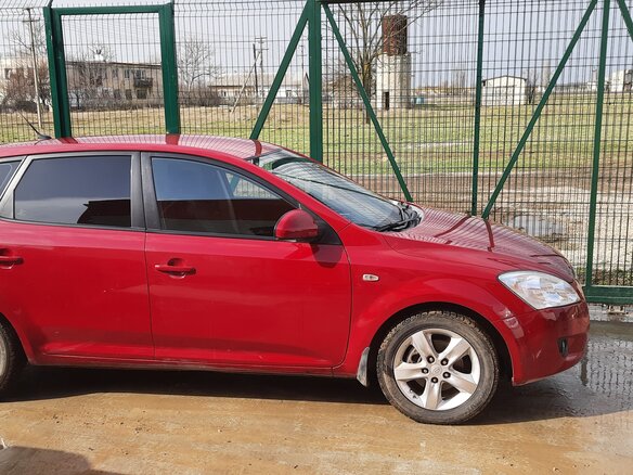2008 Kia Ceed I, красный, 800000 рублей - вид 6
