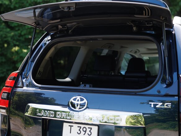 2021 Toyota Land Cruiser Prado 150 Series Рестайлинг 3, синий, 6100000 рублей - вид 11
