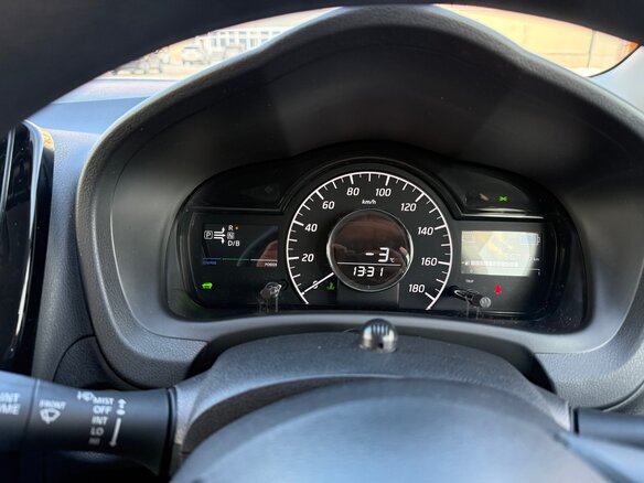 2017 Nissan Note e-Power II Рестайлинг, красный, 1150000 рублей - вид 18