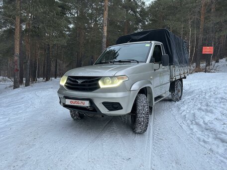 2015 УАЗ Карго, бежевый, 650000 рублей, вид 1