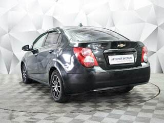 2013 Chevrolet Aveo II, чёрный, 494000 рублей, вид 3