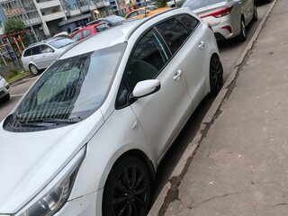 2015 Kia Ceed II Рестайлинг, белый, 750000 рублей, вид 3
