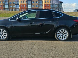 2014 Opel Astra J Рестайлинг, чёрный, 900000 рублей, вид 3