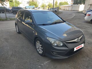 2010 Hyundai i30 I Рестайлинг, серый, 660000 рублей, вид 4