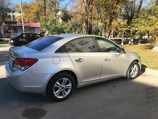 2011 Chevrolet Cruze I, серебристый, 950000 рублей, вид 5