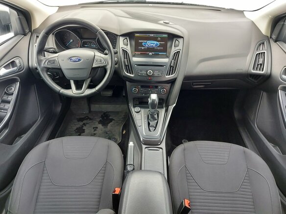 2016 Ford Focus III Рестайлинг, серый - вид 4