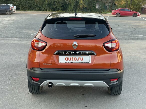 2017 Renault Kaptur I, оранжевый, 1400000 рублей - вид 6