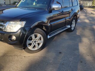 2008 Mitsubishi Pajero IV, чёрный, 1350000 рублей, вид 5