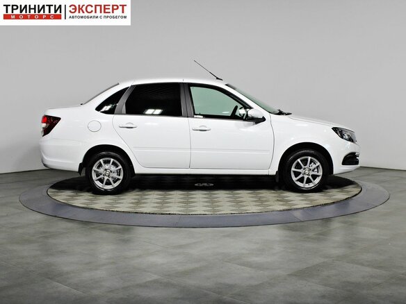 2023 Lada (ВАЗ) Granta I Рестайлинг, белый, 834000 рублей - вид 3