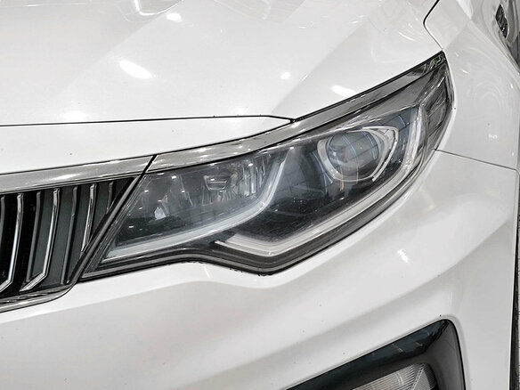 2019 Kia K5 III, белый, 1950000 рублей - вид 16