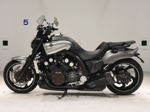 2014 Yamaha VMAX 1700, чёрный, 1500000 рублей - вид 2